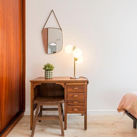 New Bright And Cozy Apartment In Graca Lisbon Luaran gambar