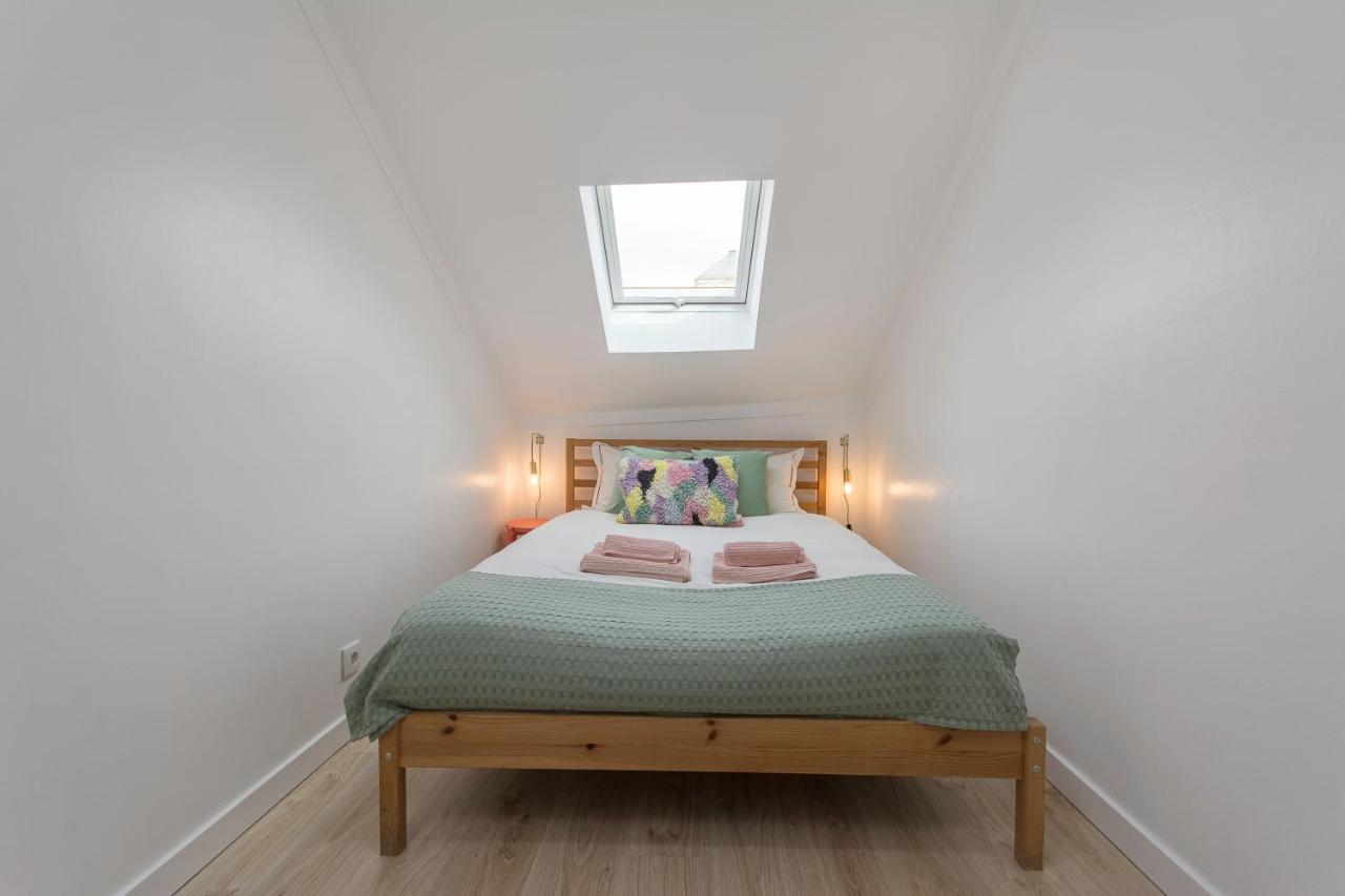 New Bright And Cozy Apartment In Graca Lisbon Luaran gambar